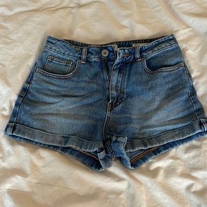 Bullhead Denim Mom Shorts